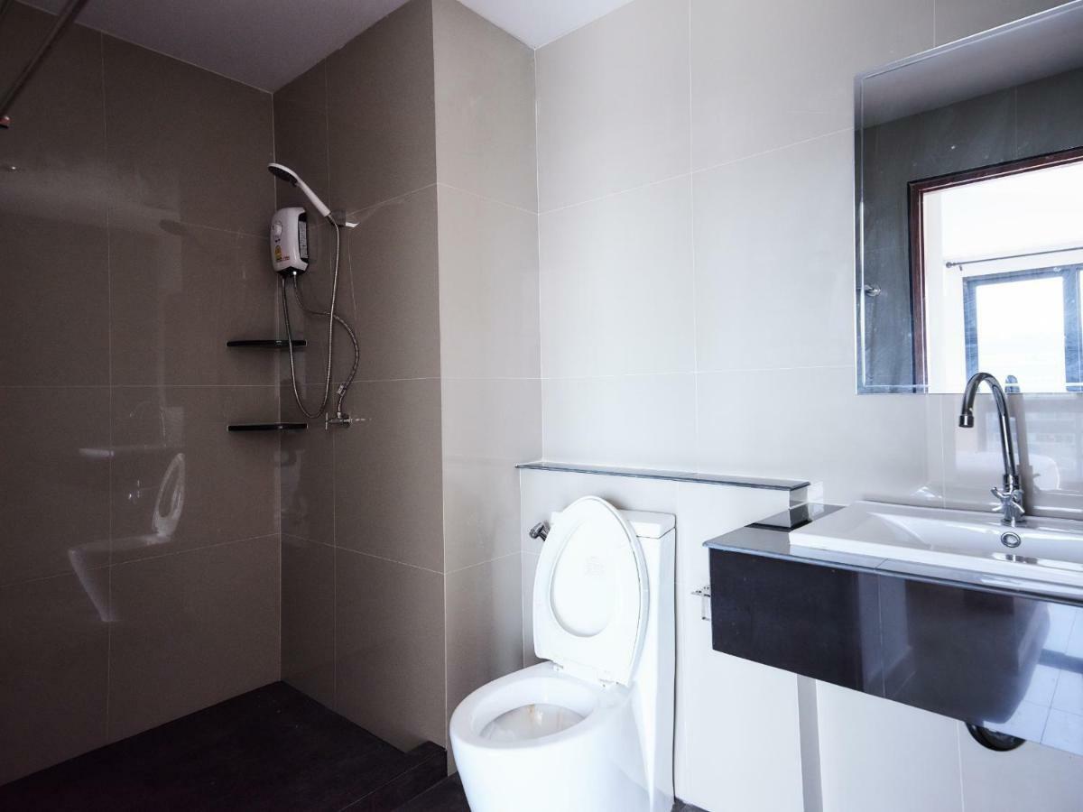 Apartemen Baan Pakdi